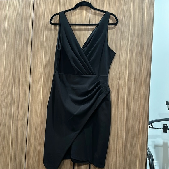 Guess Dresses & Skirts - Guess Cocktail Dress Size 14